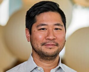 Formal headshot of faculty member Andy Shih.