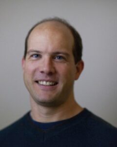 Formal headshot of faculty member Clemens Cabernard.