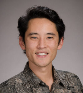 Formal headshot of faculty member Ronald Kwon.