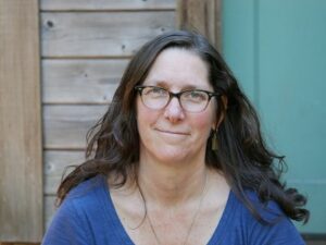 Formal headshot of faculty member Dara Lehman.