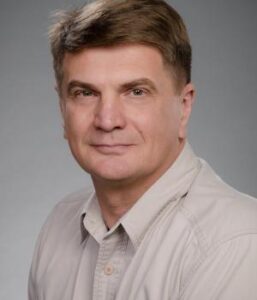 Formal headshot of faculty member Evgeni Sokurenko.